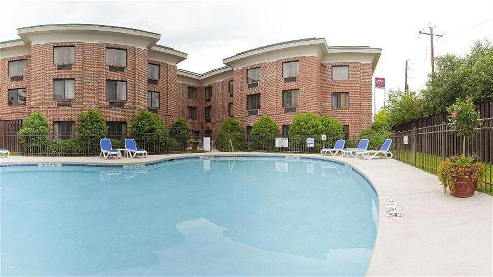 Holiday Inn Express Hotel & Suites Columbia-I-20 At Clemson Road By Ihg Exterior photo