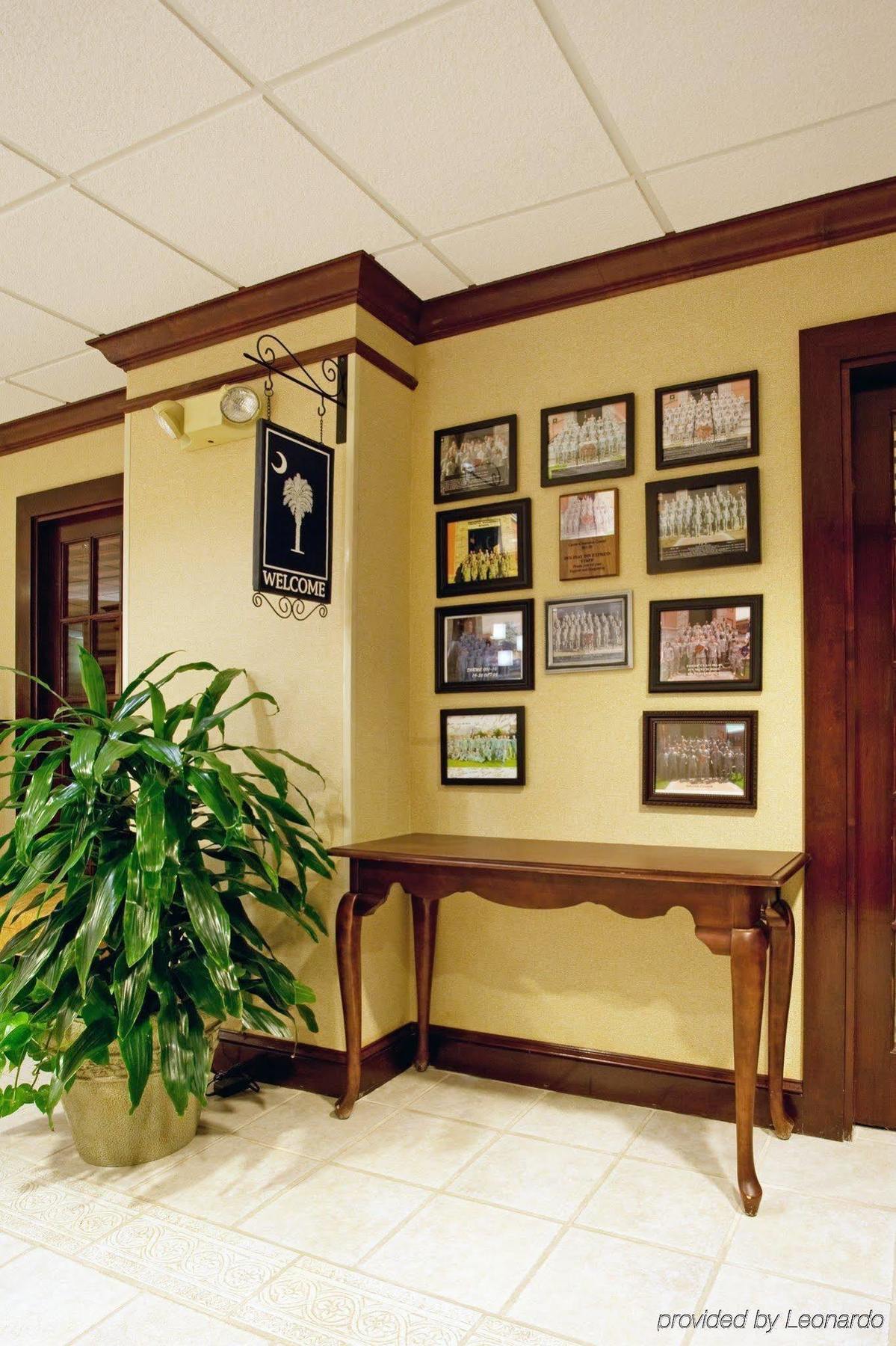 Holiday Inn Express Hotel & Suites Columbia-I-20 At Clemson Road By Ihg Exterior photo