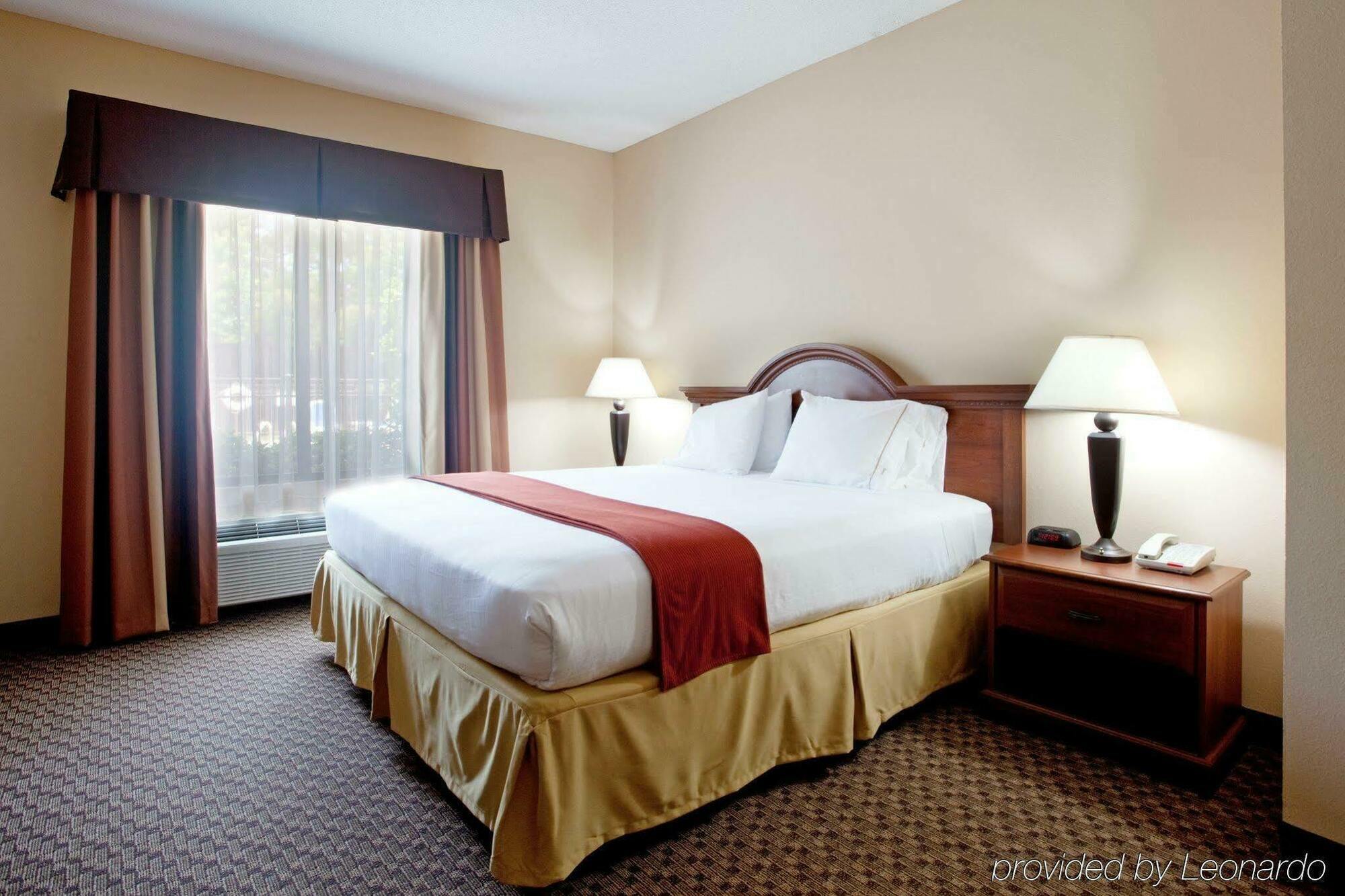 Holiday Inn Express Hotel & Suites Columbia-I-20 At Clemson Road By Ihg Exterior photo